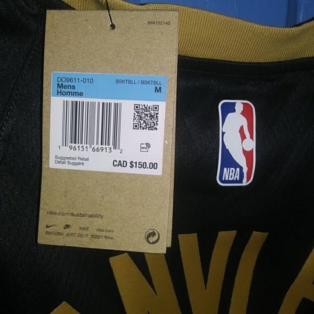 Toronto Raptors Jersey - Picture 3 of 3